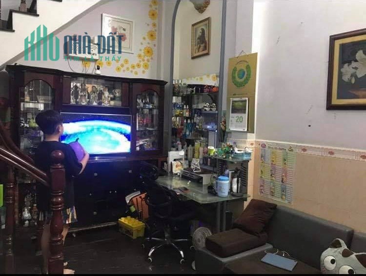 Chủ đi Mỹ giảm giá nhà giá sập sàn, vị trí đắt địa Âu Cơ, thông các quận trung tâm nhỉnh 3tỷ
