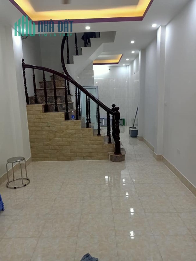THOÁNG-MỚI - ĐẸP - GẦN Ô TÔ - HÀNG HIẾM KHU VỰC - GIÁ NGON BỔ RẺ