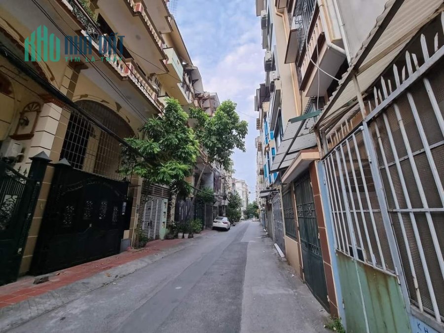Bán nhà Nghĩa Đô, Cầu Giấy,  70m x 5T, Ô tô