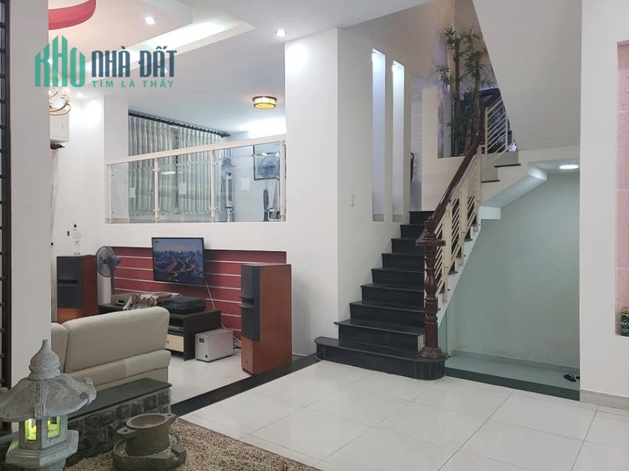 Mặt tiền Thích Quảng Đức Phường 4 Phú Nhuận tài lộc phú quý