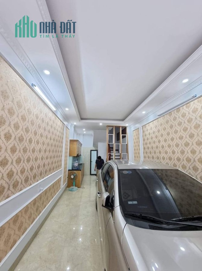 Bán nhà đường Phùng Chí Kiên, Cầu Giấy 33m x 6T, Ô tô, Kinh doanh