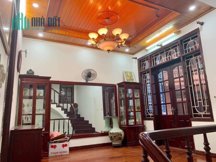 Bán nhà phố Chùa Hà, Cầu Giấy, 54m x 4T, Ô tô vào nhà
