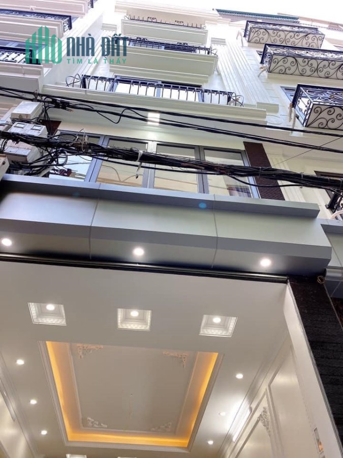 VŨ PHẠM HÀM 7T*60 XÂY MỚI VỈA HÈ ĐÁ BÓNG XE TẢI TRÁNH KD VP, P.KHÁM, SPA, CN CÔNG TY NHỈNH 15 TỶ.
