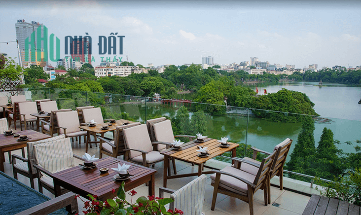 Bán nhà mặt phố Bảo Khánh, View Hồ Gươm, 200m2, MT 25m, Giá 175 tỷ