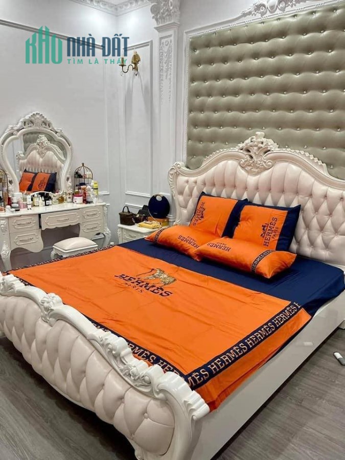 💥 Bán nhà Thạch Bàn 40m 6T, lô góc, 2.7 tỷ oto đỗ cửa