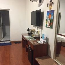 Bán khách sạn 7 tầng mặt phố Mai Hắc Đế, 100m2, MT 4,5m, Doanh thu 1,5 tỷ/năm