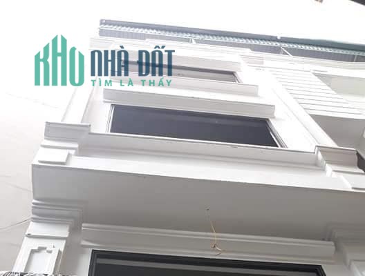 💥 Bán nhà Bát Khối,Long Biên 35m 5.5T, 2 mặt thoáng, 2.74 tỷ oto đỗ cửa