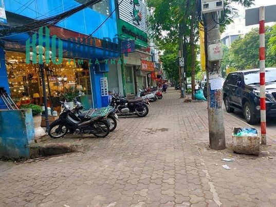 Bán Nhà Mặt Phố Cầu Giấy,45m2,kinh doanh sầm uất,Dòng Tiền đều 25tr/th. LH 0976772692.