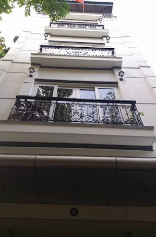 PHỐ ĐỖ QUANG CẦU GIẤY XE TẢI TRÁNH VỈA HÈ ĐÁ BÓNG KD SẦM UẤT 6*50 NHỈNH 11 TỶ SỔ VUÔNG ĐẸP