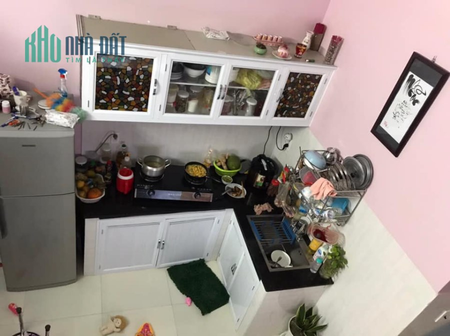 Bán nhà Quận 1, Ô TÔ, 24M2, Giá TỐT gần 5 tỷ, 0911687421