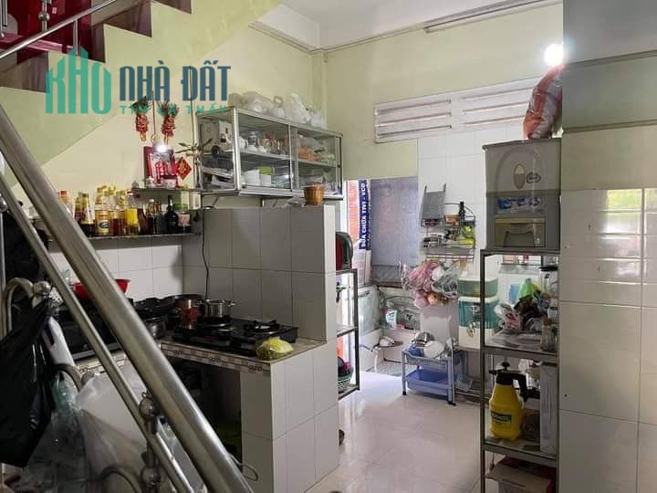 Bán nhà Quận 1 vị trí đắc địa, 27m2 khu HIẾM bán 0799149230