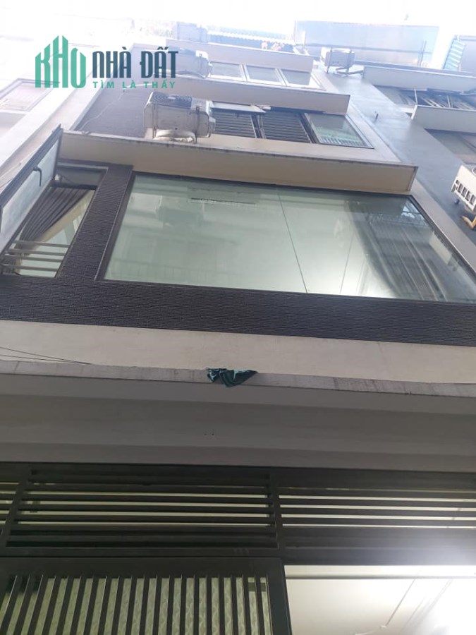 Bán nhà phố Ngọc Lâm,Long Biên,65m,4 tầng,mt 4m,giá 4,8 tỷ.