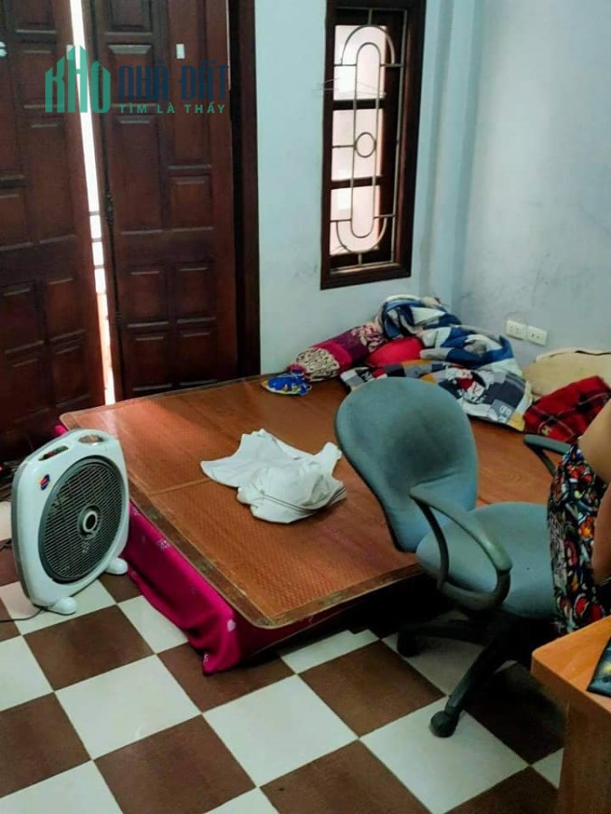 NHÀ TRUNG KÍNH – 50M2, 5 TẦNG, NGÕ RỘNG LƯU THÔNG, Ô TÔ QUA NHÀ, Ở HOẶC KINH DOANH
