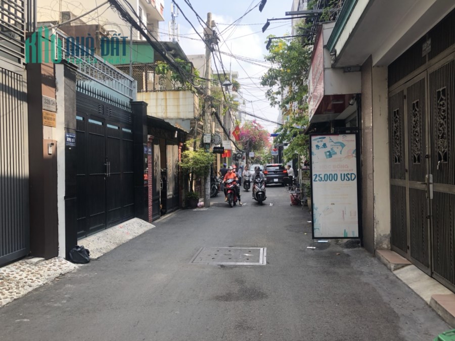 Chủ nhà chuyển công tác cần bán nhà đường CMT8 quận 10 – 4.5 tỷ.