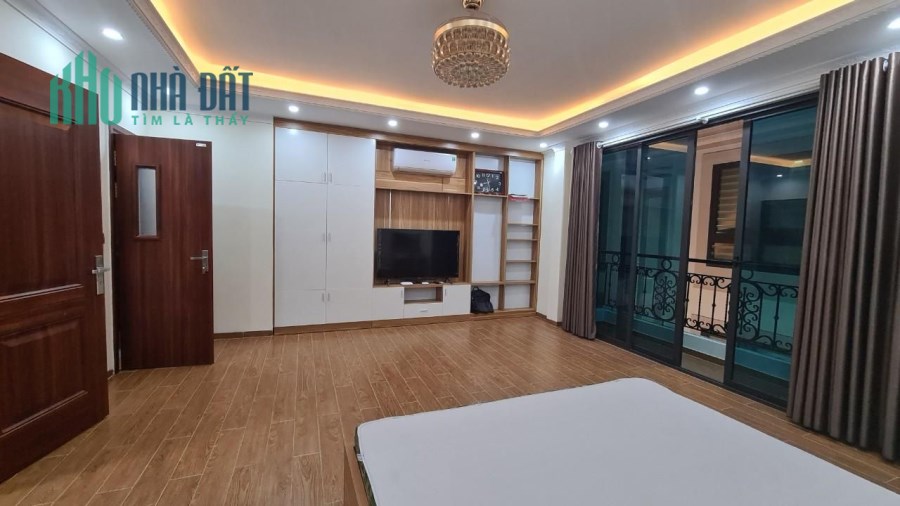 Chủ bán nhà Lô góc 56m2, Mt 6m, 6 tầng,Full nội thất, Ái Mộ, Long Biên, nhỉnh 7 tỷ, 0975299567.