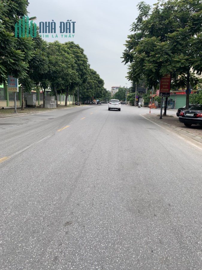 Chủ cần bán nhà 125m2, Mt10m, Thạch Bàn, KD, Văn phòng, gần Hà Nội GARDEN CITY, 0975299567.