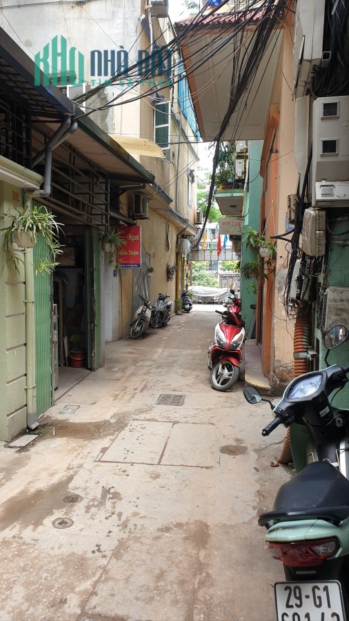 Cần bán nhà riêng,phân lô,40mx4Tx4.25 tỷ,Phố Hạ Đình,Nguyễn Trãi,Thanh Xuân.