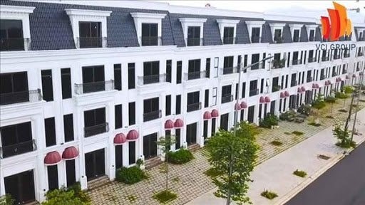 Bán căn shophouse Đông Nam mặt đường 52m dự án VCI Moutain View.