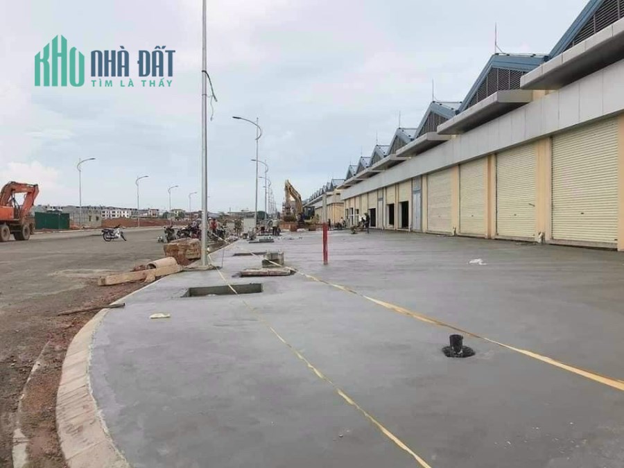Cần bán đất kho tại chợ đầu mối Thổ Tang Vĩnh Tường .
