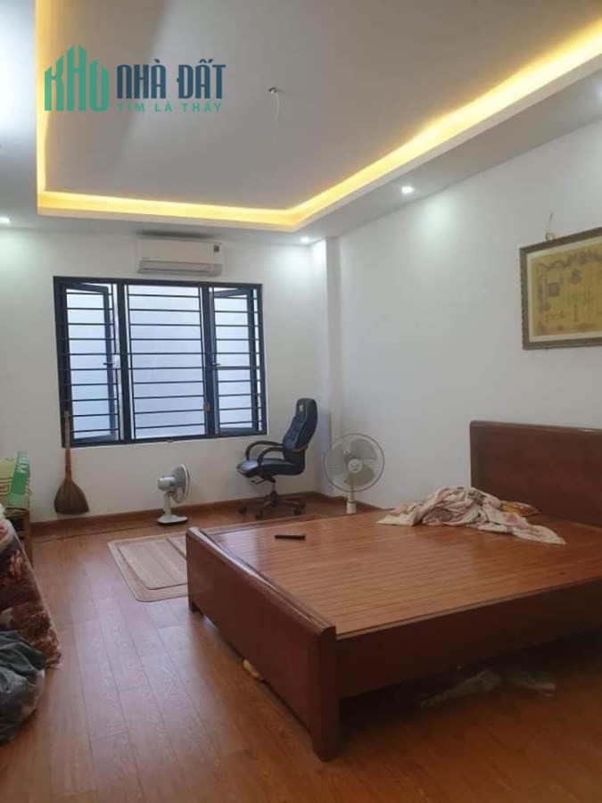 HÓT –Cầu Lủ,Phân lô 37m2/5 tầng, KD văn phòng,ô tô đỗ cửa