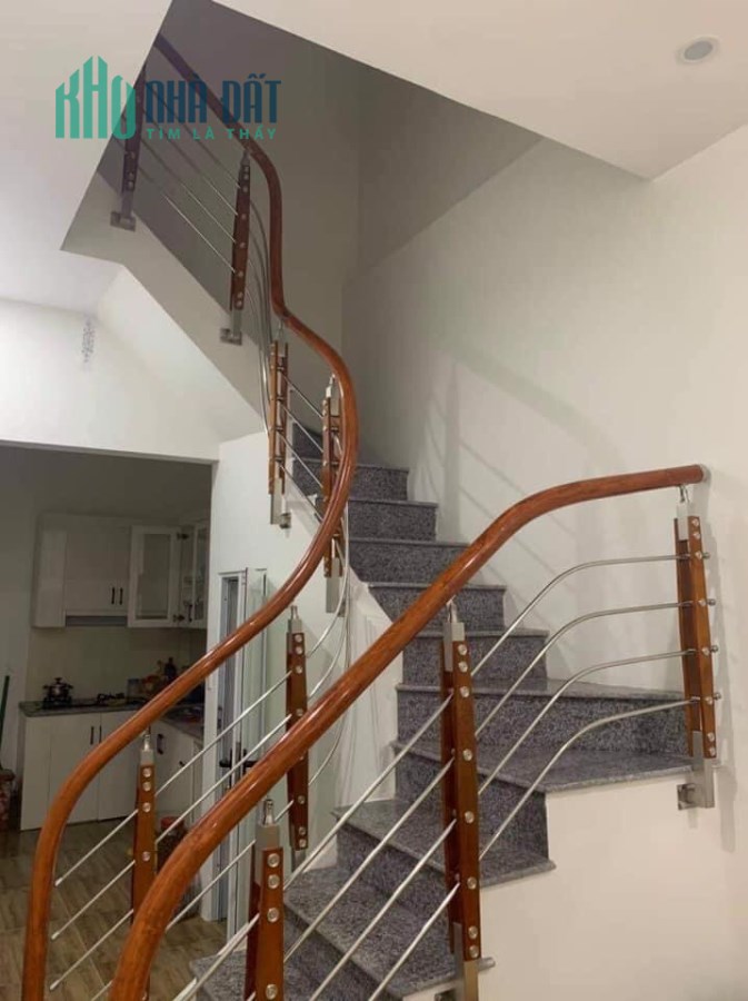 Nhỉnh 2 tỷ nhà tự xây vẫn còn mới. Nhà Thanh Trì, HN