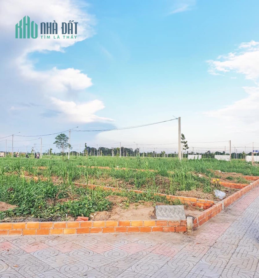CẦN BÁN GẤP ĐẤT NỀN VEN SÔNG GIÁ THẤP HƠN THỊ TRƯỜNG
