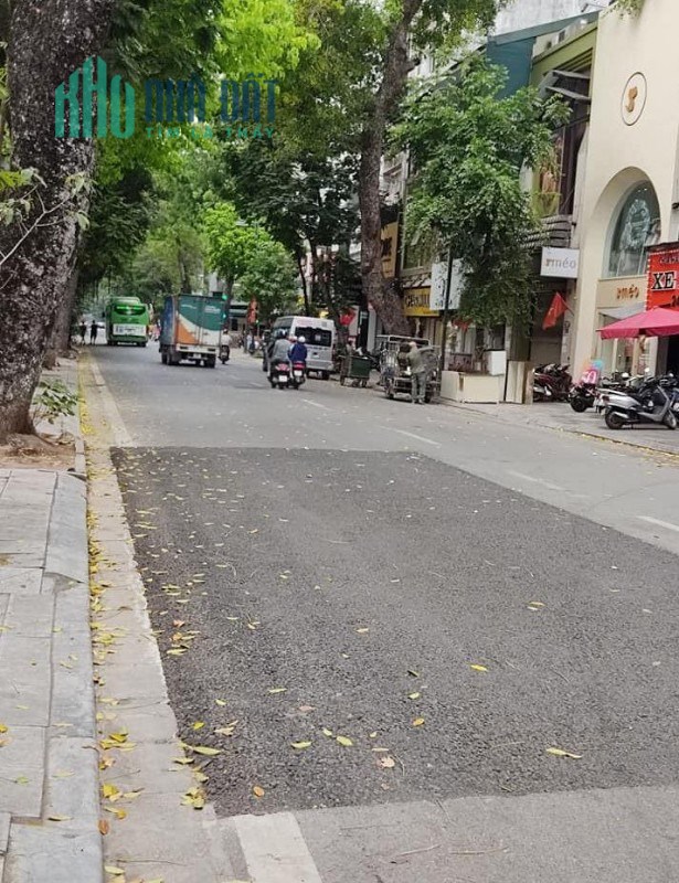 Bán Nhà Mặt Phố Bà Triệu, 190M2 X 12 Tầng, Mặt Tiền Siêu Rộng, Có Hầm, Giá 125 Tỷ. LH 0888679111.