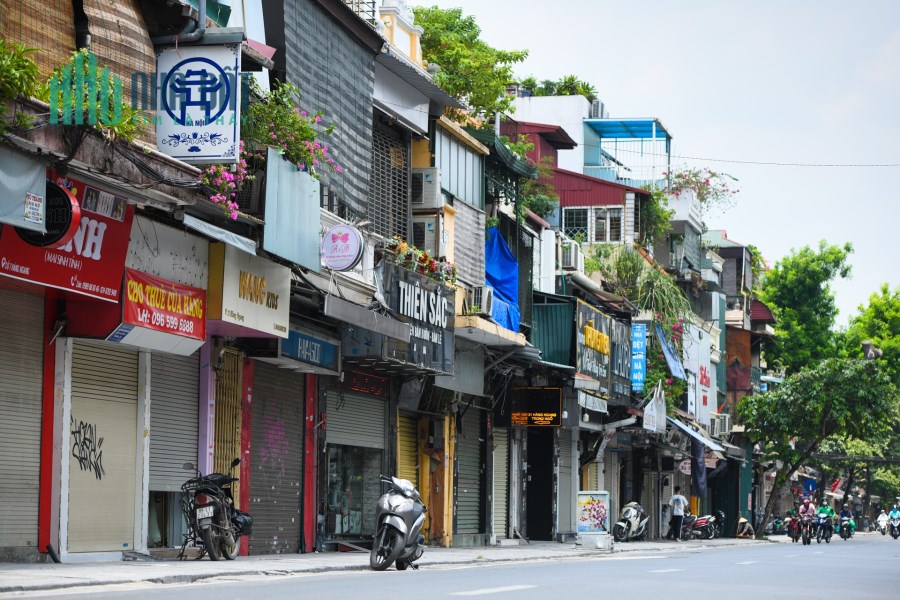 Bán Đất Tặng Nhà Mp Bà Triệu 268M, Mặt Tiền ~9M, Giá 150 Tỷ. Phù Hợp Xây Tòa Building, LH 0888679111