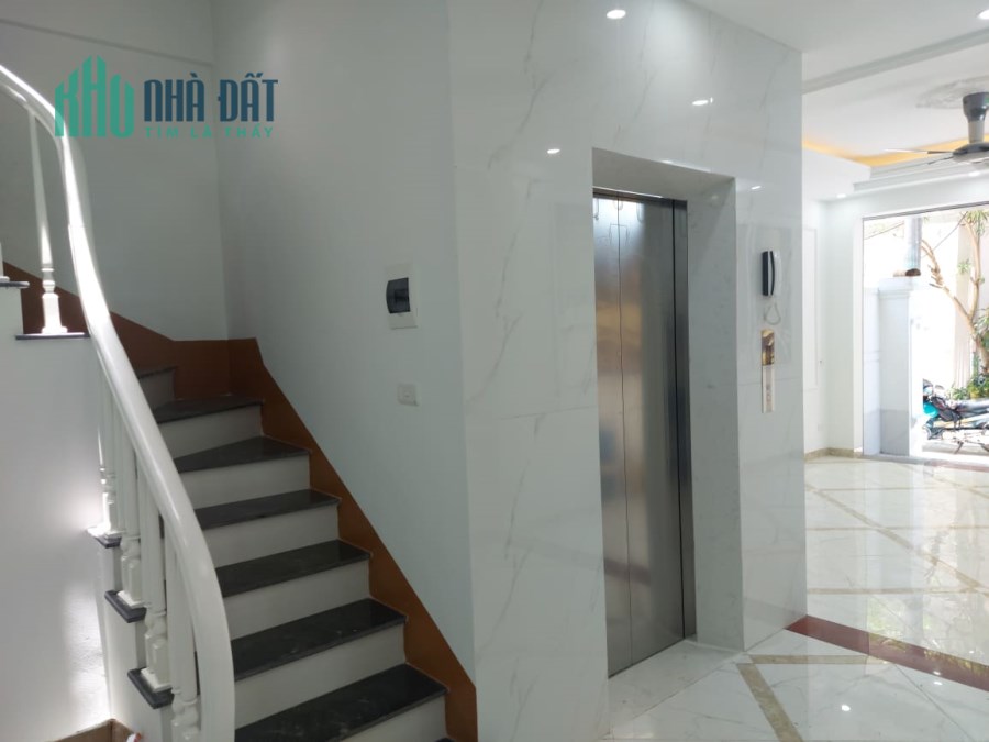 Nhà đẹp Phố Trường Lâm 80m2-5T, Gara, TM, nội thất xịn. Giá 6.39 tỷ