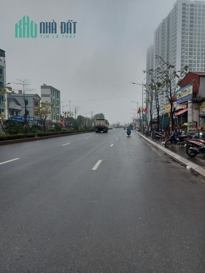 Hàng Xóm Vinhomes!Bán nhà C4 An Đào, Gia Lâm, 55m, giá 2 tỷ. Lô góc, ô tô đỗ cửa.