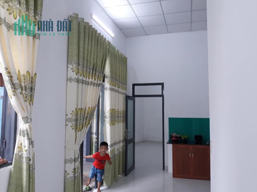 Bán nhà quận 3, NỞ HẬU, ngang 4.3m, nội thất xịn, nhỉnh 4 tỷ, 0911687421