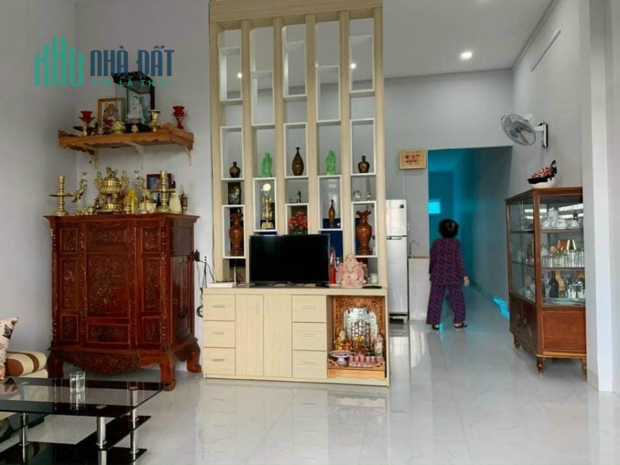 Bán gấp Nhà Lũy Bán Bích, Tân Phú 5.5*10_2 tầng BTCT giảm chào 600tr _LH0896721788