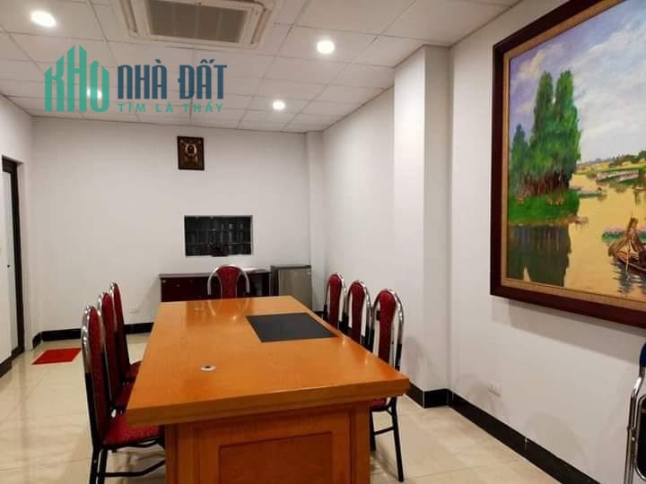 Cần Bán nhà Phố Bà Triệu - gần Vincom, 60m2, 7 tầng, thang máy, mặt tiền 4.5m: 28.5 tỷ. LH0888679111