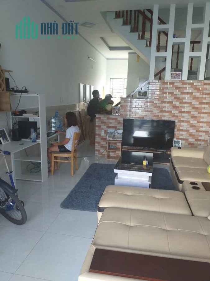 Bán nhà quận 10, khu VIP, ngang 4.2m, giảm 300TR, 0911687421