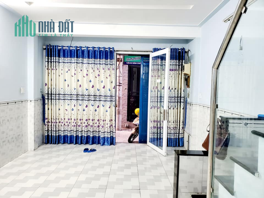 Bán nhà 40m2, 1 lầu, giá 4,75 tỷ đường Năm Châu, P11, Quận Tân Bình .