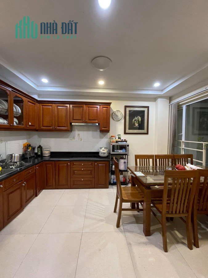 Bán nhà Xã Đàn, Đống Đa: Ôtô, KD, nhà đẹp, nội thất, 45m2x6T, 5.5 Tỷ-0975642942