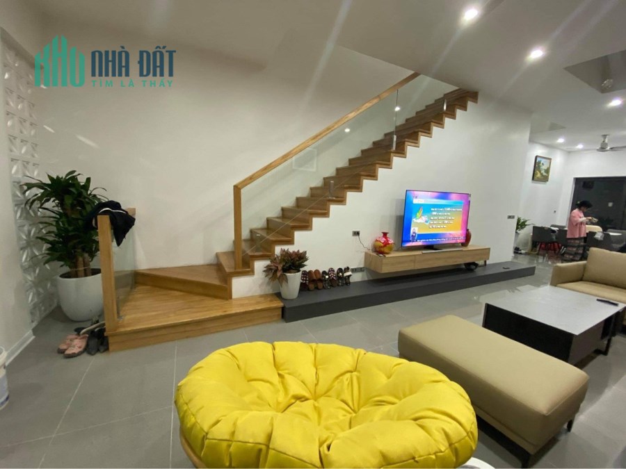 💥Siêu phẩm Nhà Nam Vĩnh Yên siêu đẹp 100m2 đường 16.5m 4,x Tỷ.Liên hệ: 0986.797.222-0986.454.393