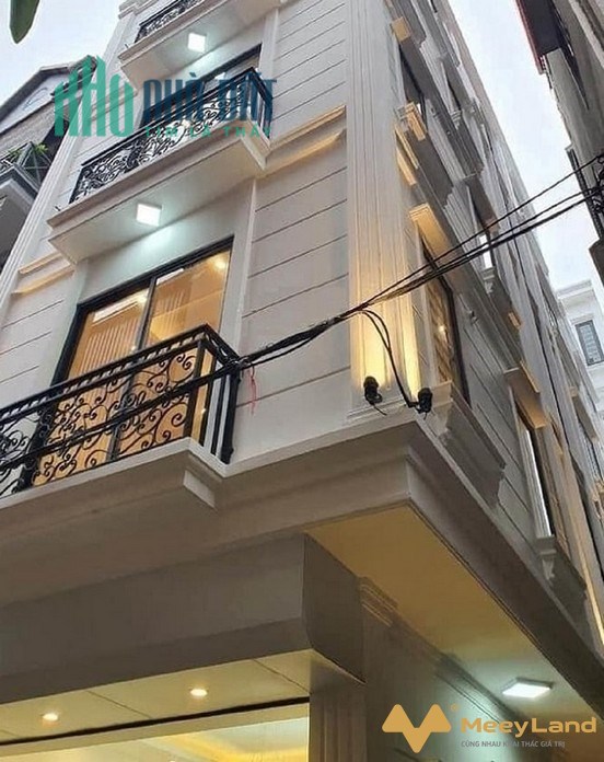 Cực Hiếm Bán Nhà Mặt phố Tân Mai, 55m2 x 5T, MT 4,2m Gara, Kinh doanh đỉnh LH 0977440990.