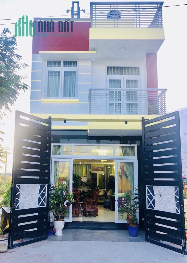 Sở hữu ngay căn nhà vị trí đẹp tại KĐT Sài Gòn Village chỉ từ 1.5 tỷ!!