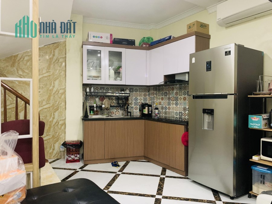 SIÊU PHẨM GIÁ RẺ NHẤT PHỐ MỄ TRÌ - CHỦ TỰ XÂY - NỘI THẤT SIÊU XỊN.