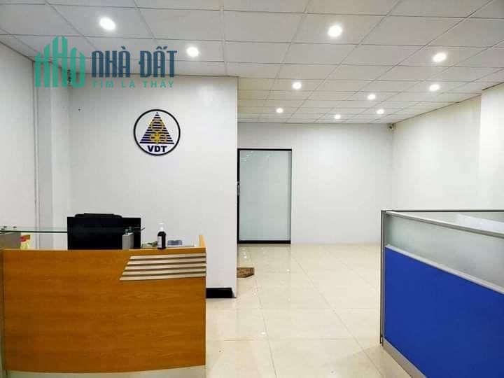 Bán Nhanh Mặt Phố Bà Triệu, 186m2 x 4Tầng, Mặt Tiền 8,5m, vị trí đẹp, Giá 85 tỷ. LH 0888679111