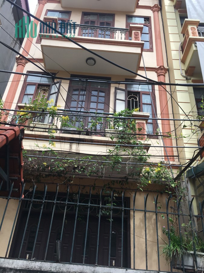 Nguyễn Sơn hướng Đ -N, SĐCC, 80m2, mt 4.8mLH: 0909258391.