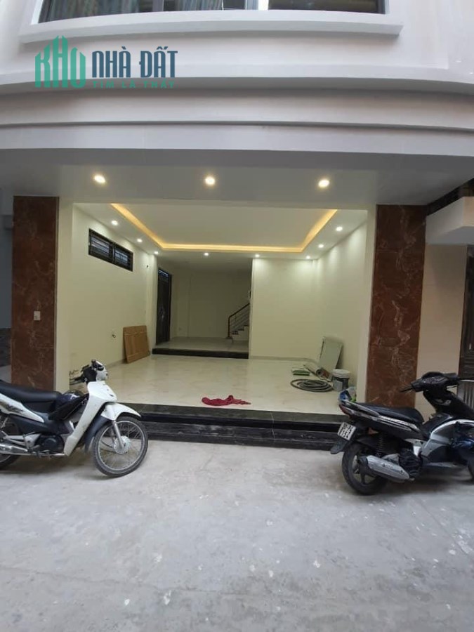 LÔ GÓC 6 TẦNG THANG MÁY GARA Ô TÔ THÔNG CÁC NGẢ TRUNG TÂM ĐỐNG ĐA