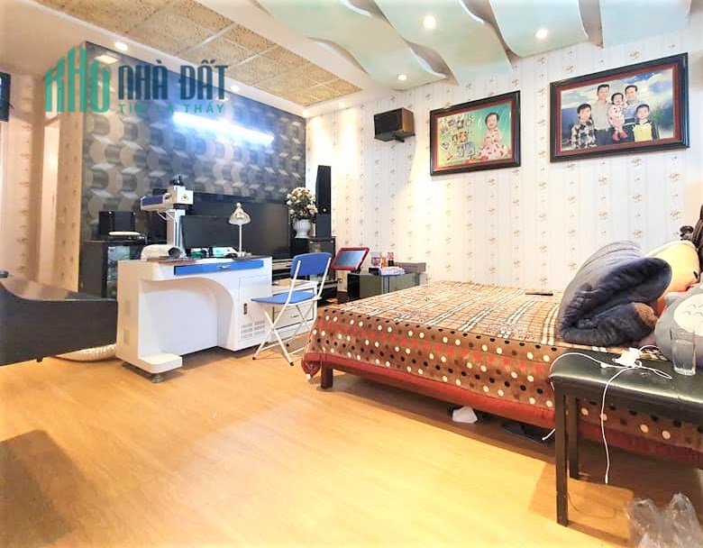 Siêu phẩm ngõ 19 Nguyễn Trãi, Thanh Xuân: DT 98m2; MT 12,5m; giá 15tỷ