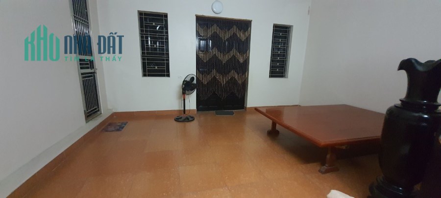 Bán biệt thự 4 tầng khai quang, DT 136m2. Giá 5.8 tỷ .Liên hệ: 0986.454.393-0986.797.222