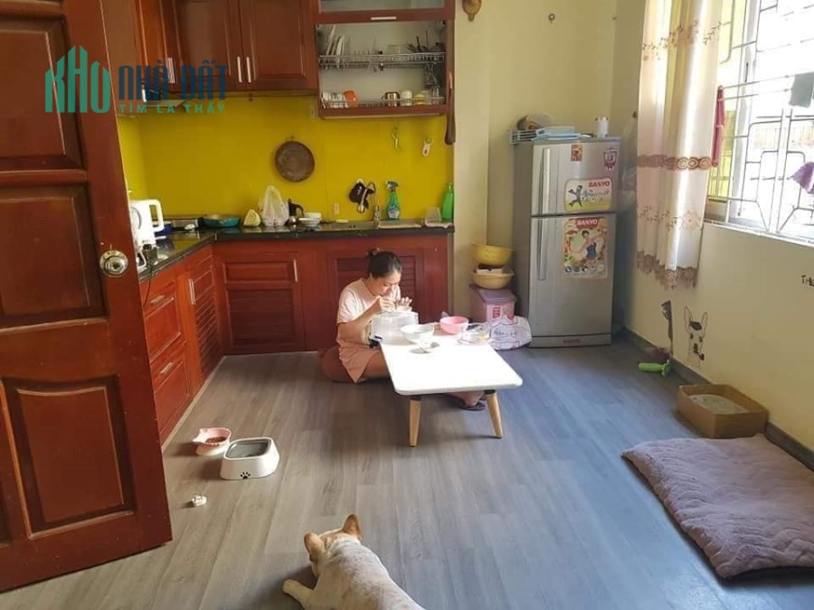 Bán Nhà Ngọc Lâm-gần phố ,ô tô đỗ , ở ngay , 3 tỷ