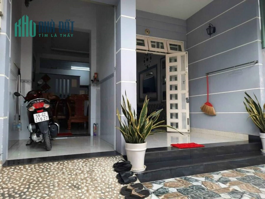 Chính chủ cần bán nhà MẶT TIỀN TL48 - P.THẠNH LỘC - Q12 - TP.HCM, Lh:0962095445