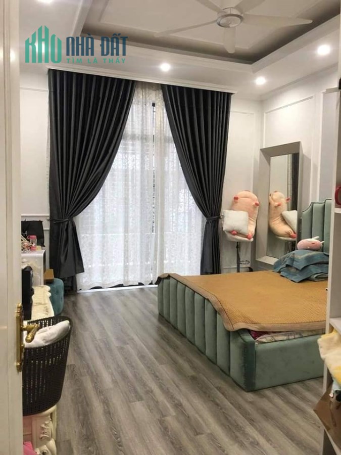 Bán nhà Tô Vĩnh Diện, TX: Phân lô, Ôtô, Nhà đẹp, Nội thất, 65m2x4T, MT 6.5m, 7.8 Tỷ-0975642942