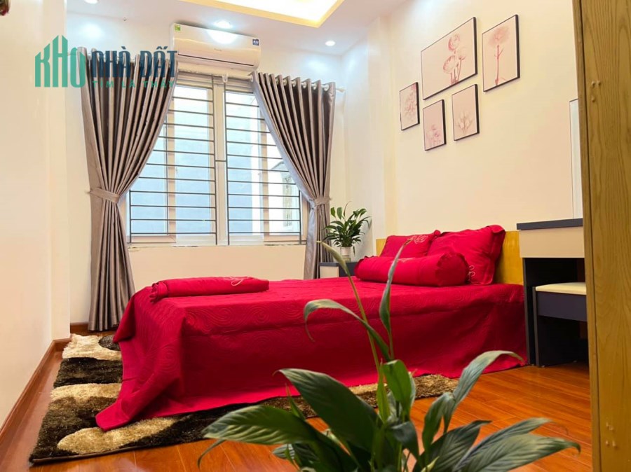 BÁN NHÀ GIÁP NHỊ, HOÀNG MAI - SIÊU ĐẸP - SÂN ĐỂ XE RỘNG - Ô TÔ GẦN - CHỈ NHỈNH 2 TỶ.