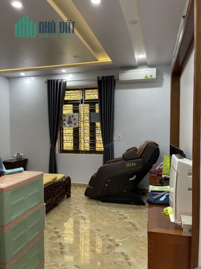 Bán nhà mặt đường Hoàng Ngọc Phách giá cực rẻ - 0947814199